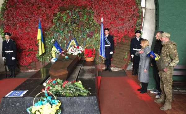 У Києві поховали воїна, який загинув на «Азовсталі» минулого року