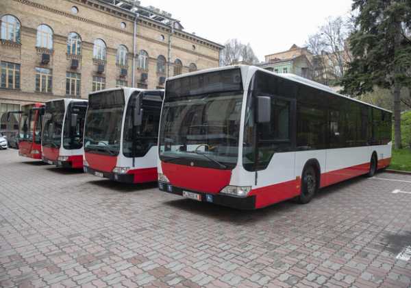 Германия подарила Киеву автобусы Mercedes