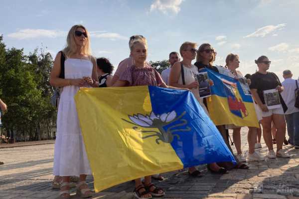 «Це геноцид українського народу»: у Києві родичі цивільних, яких утримує рф, вийшли на акцію