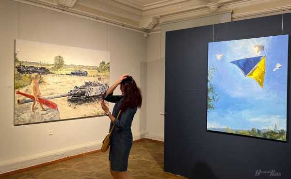 У Київській картинній галереї демонструють «Літопис сьогодення» Анатолія Варварова