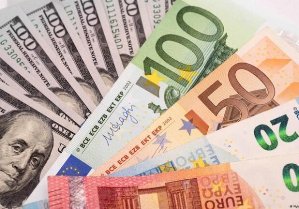 Курс валют в Україні 21 січня 2023 року: скільки коштує долар і євро