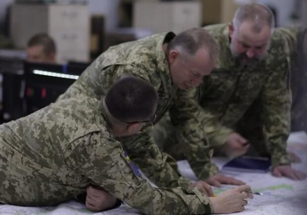 Дмитро Комаров показав ексклюзивні кадри із секретного Центру бойового управління ЗСУ