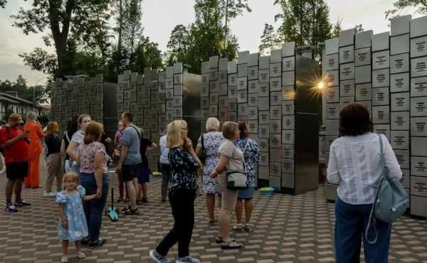 У Бучі створили меморіал в пам’ять про 501 мешканця, вбитого під час окупації