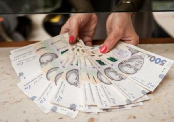 НБУ почне вилучати з обігу банкноти 500 гривень старого зразка