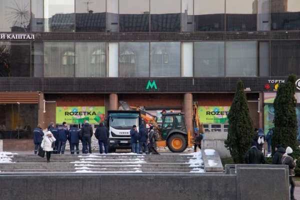 У Києві тимчасово зупинилося метро через зникнення напруги - КМДА