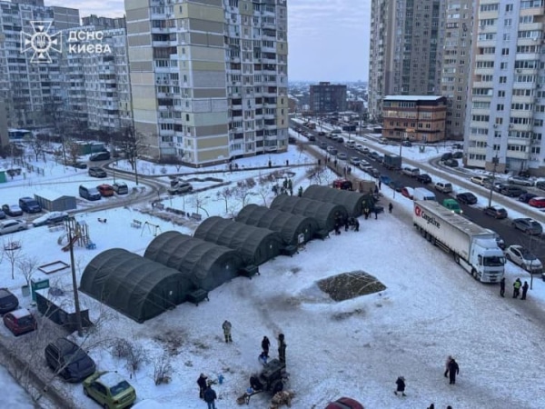 У Києві масово облаштовують пункти ночівлі? У ДСНС дали роз'яснення
