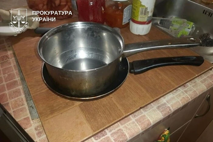 Росіянин забив до смерті 85-річну киянку металевим ковшем під час сварки через борг