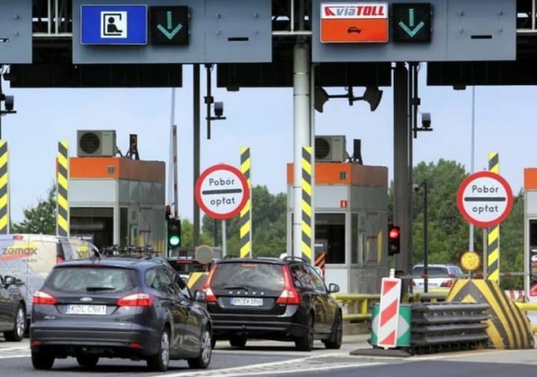 Платні дороги, нові штрафи та масові перевірки: чи справді це очікує на українських водіїв