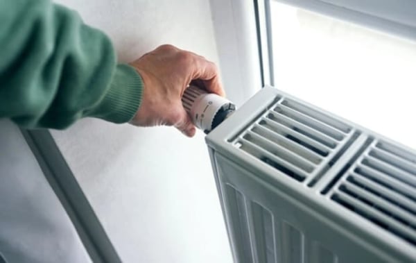 У Києві після аварії в енергосистемі без тепла залишаються близько 80 будинків - Кличко