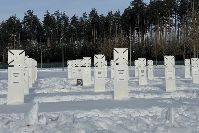 Національне військове кладовище, попри скандал, продовжує поховання: причини