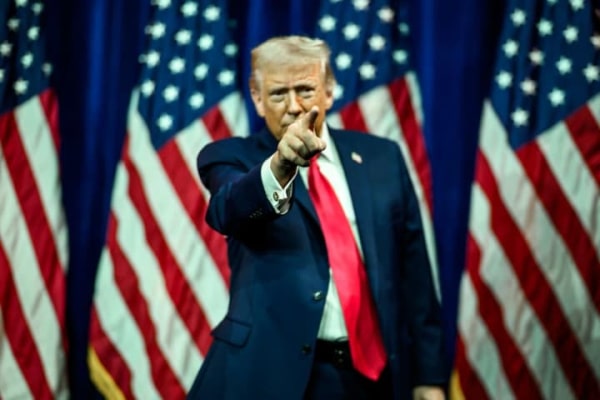 Трамп погрожує судом коміку Тревору Ноа через жарт про Епштейна на "Греммі"