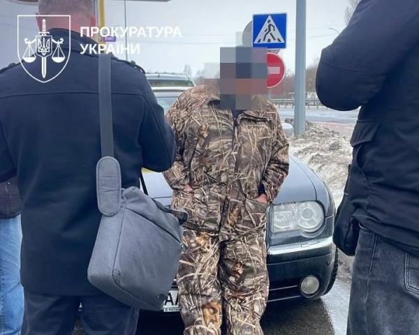 За 12 тисяч доларів працевлаштовували заради броні