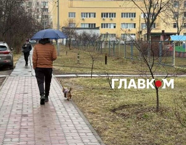 Тільки в Києві дощ. В столиці – незвичайний погодний феномен.
