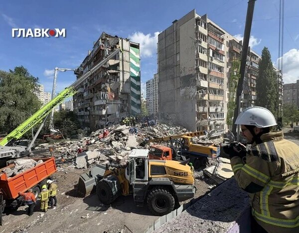 У Києві: російські війська знищили дім полеглого бійця, його дочка загинула під руїнами.