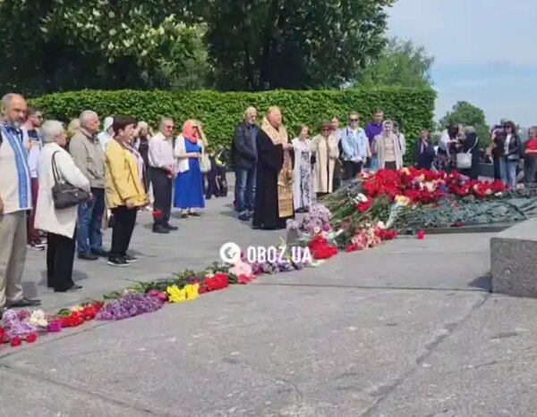 Київ: біля Монумента Вічної Слави – заворушення