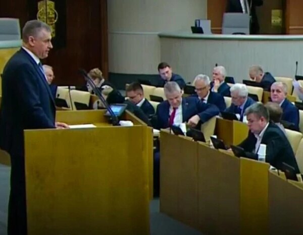 Держдума закликала завдати ударів не тільки по Києву, але й по летовищах та залізничних шляхопроводах.