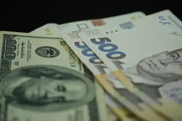 Вартість долара та мінімальна зарплата: які зміни чекають на українців незабаром