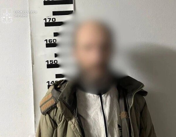 Мешканець Києва передав метадон обвинуваченому просто в залі суду: справу передано до суду