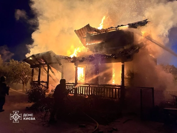Наслідки ракетного обстрілу Києва