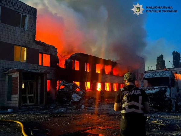 Наслідки російської атаки: дим над містом
