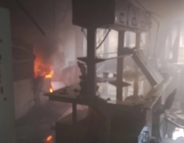 Під час артилерійських ударів по Києву загорілася будівля Інституту біохімії імені Палладіна.