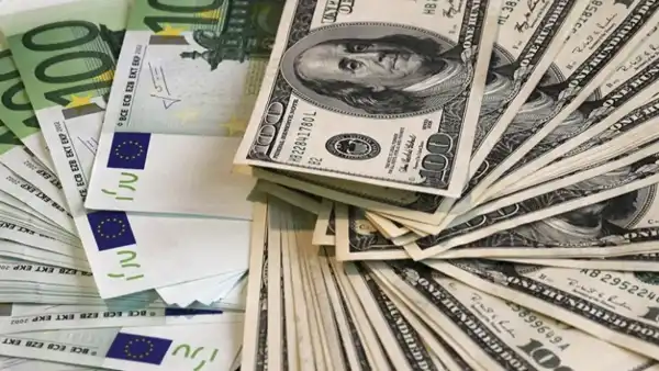 Вартість долара: ціна валюти в банках та пунктах обміну 24 липня