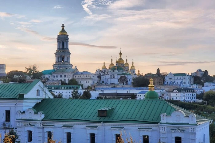 Толока у Києво-Печерській лаврі: як стати волонтером та які умови участі