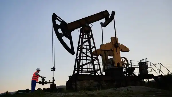 Нафтові ціни знову б’ють рекорди.