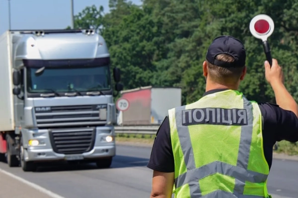 Київ: вантажівки обмежено через спеку: подробиці