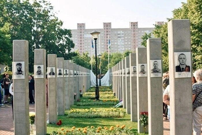 У Києві триває скандал через нову Алею пам'яті